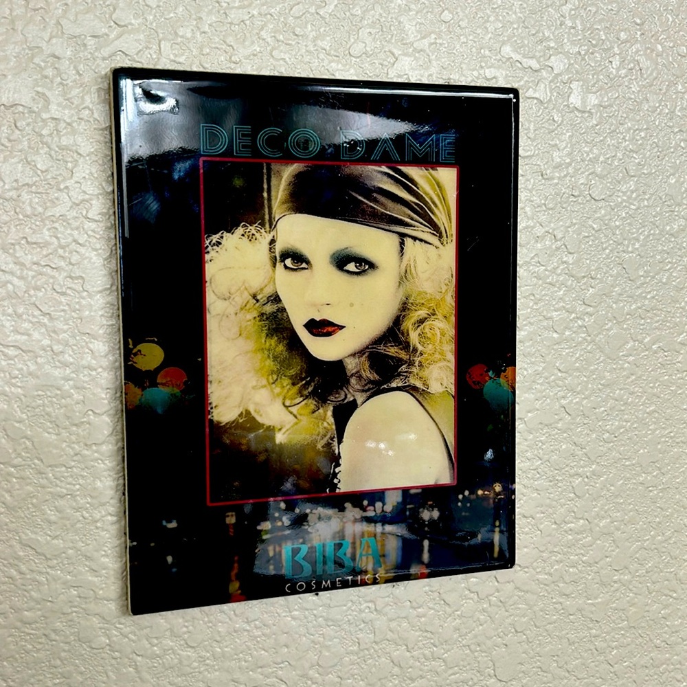 Fairchild Paris, ceramic glaze edition wall decor